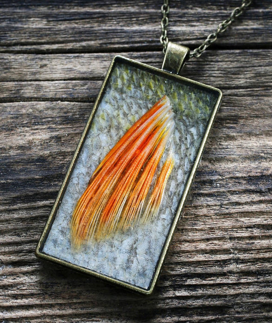Perch pendant  with fin (Large)